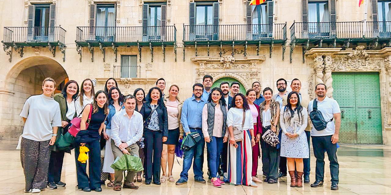 Unicomfacauca promueve su liderazgo e innovación académica en el International Deans’ Course Latin America 2025/2026