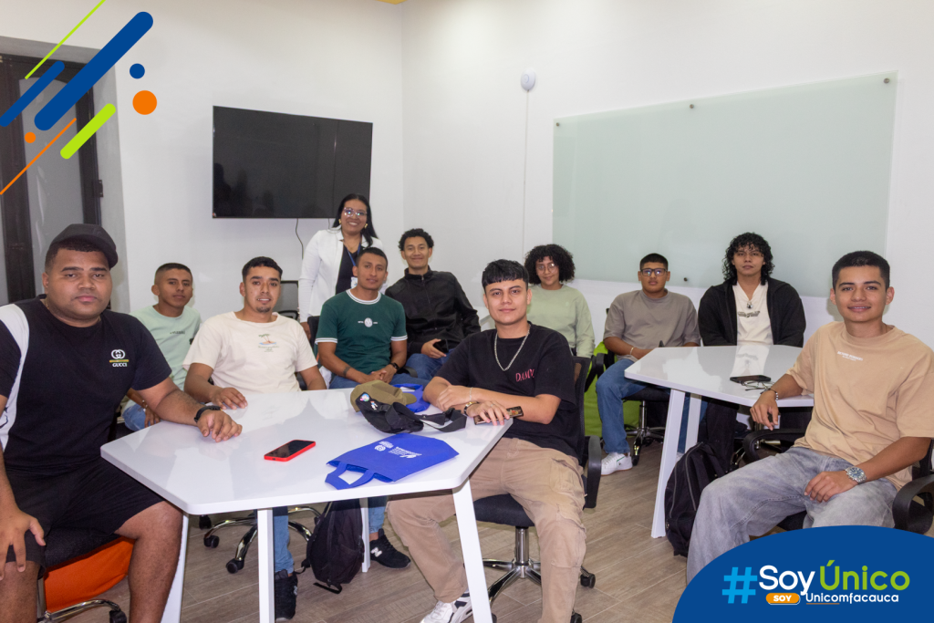 Fotografía grupal de los estudiantes de la Especialización en Sistemas Inteligentes aplicados a Internet de las Cosas.