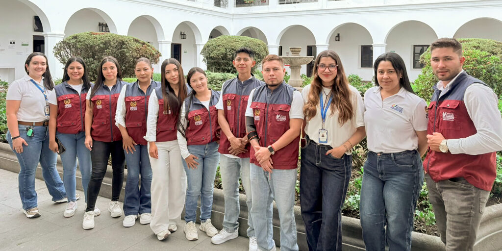 Futuros abogados en jornada de servicios juridicos en Popayán