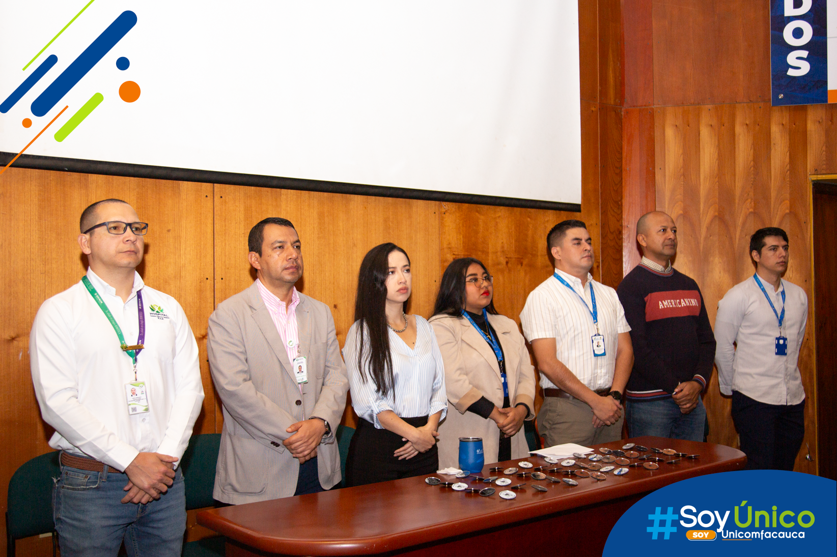 Directivos de la mesa principal, ceremonia de prácticas.