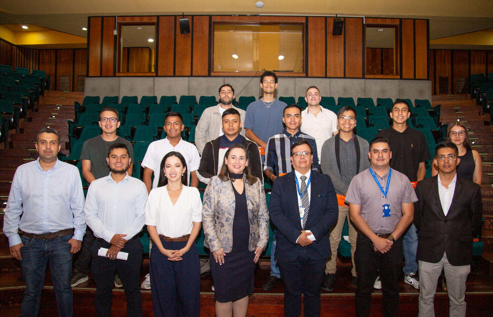 Estudiantes de Ingeniería Mecatrónica inician su etapa de prácticas, un acercamiento a la vida laboral