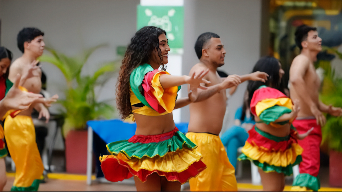 Nuestro grupo representativo Antawara y Ritmos Latinos participó en “Raíces” un espacio para conmemorar la danza