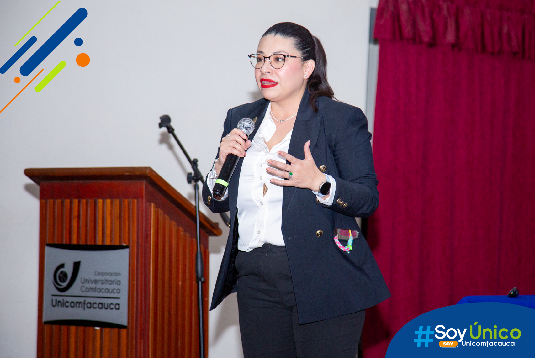 Elizabeth Guadalupe ponente internacional.