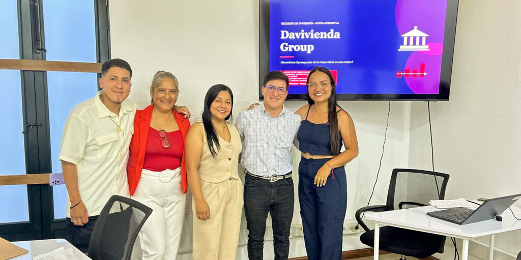 Estudiantes de Contaduría Pública de Unicomfacauca culminan diplomado en alianza con la Bolsa de Valores de Colombia