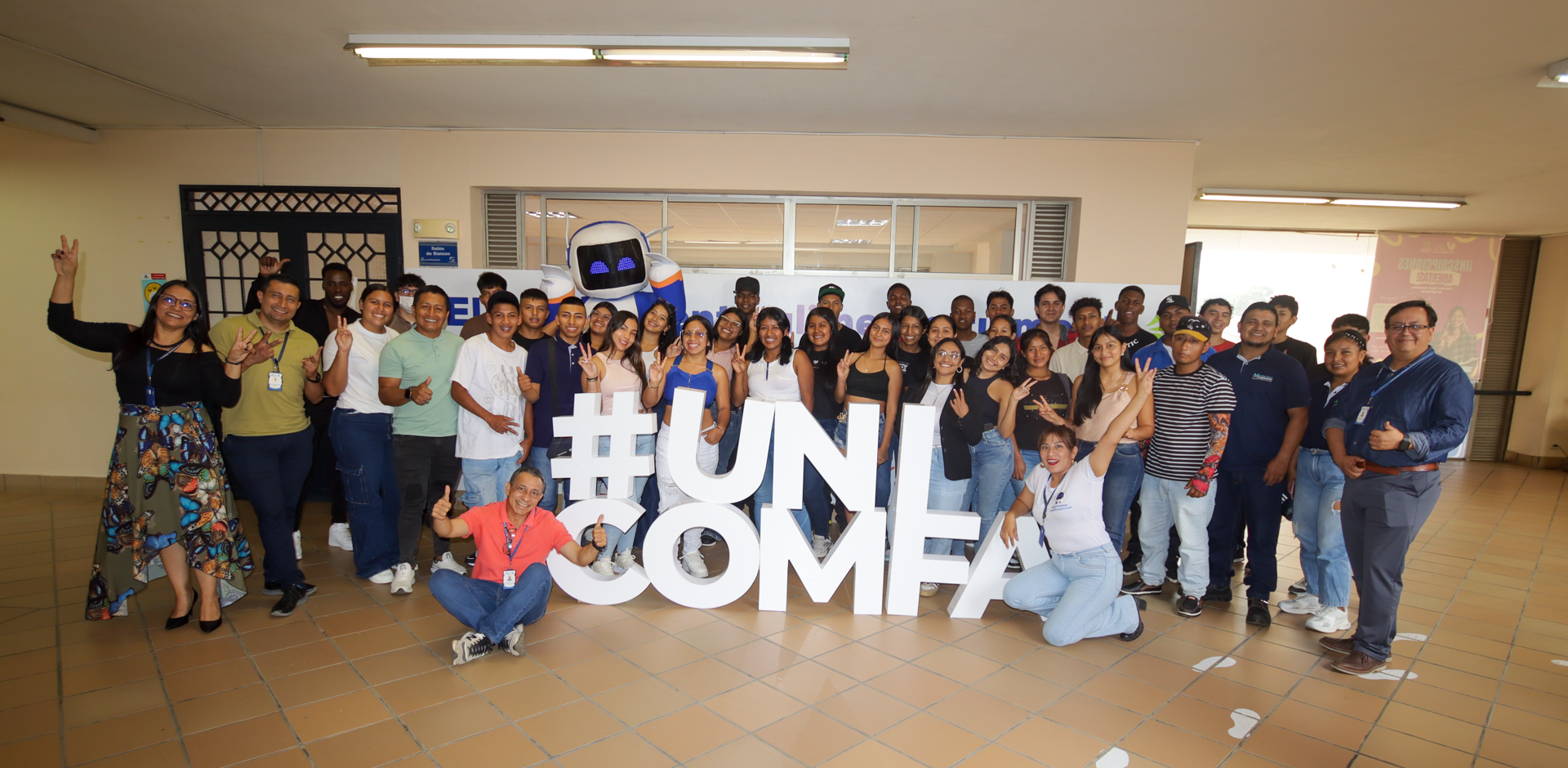 Más de 500 jóvenes inician su experiencia universitaria gracias a “En Modo U”