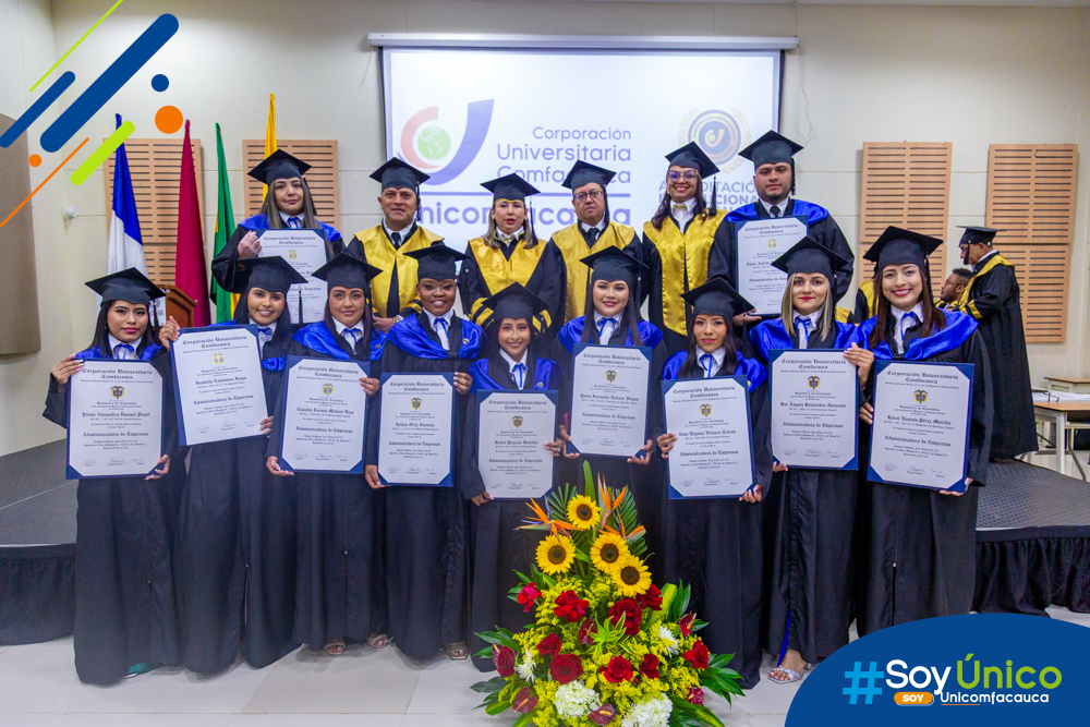 Promoción 2025-2 de Administradores de Empresas.