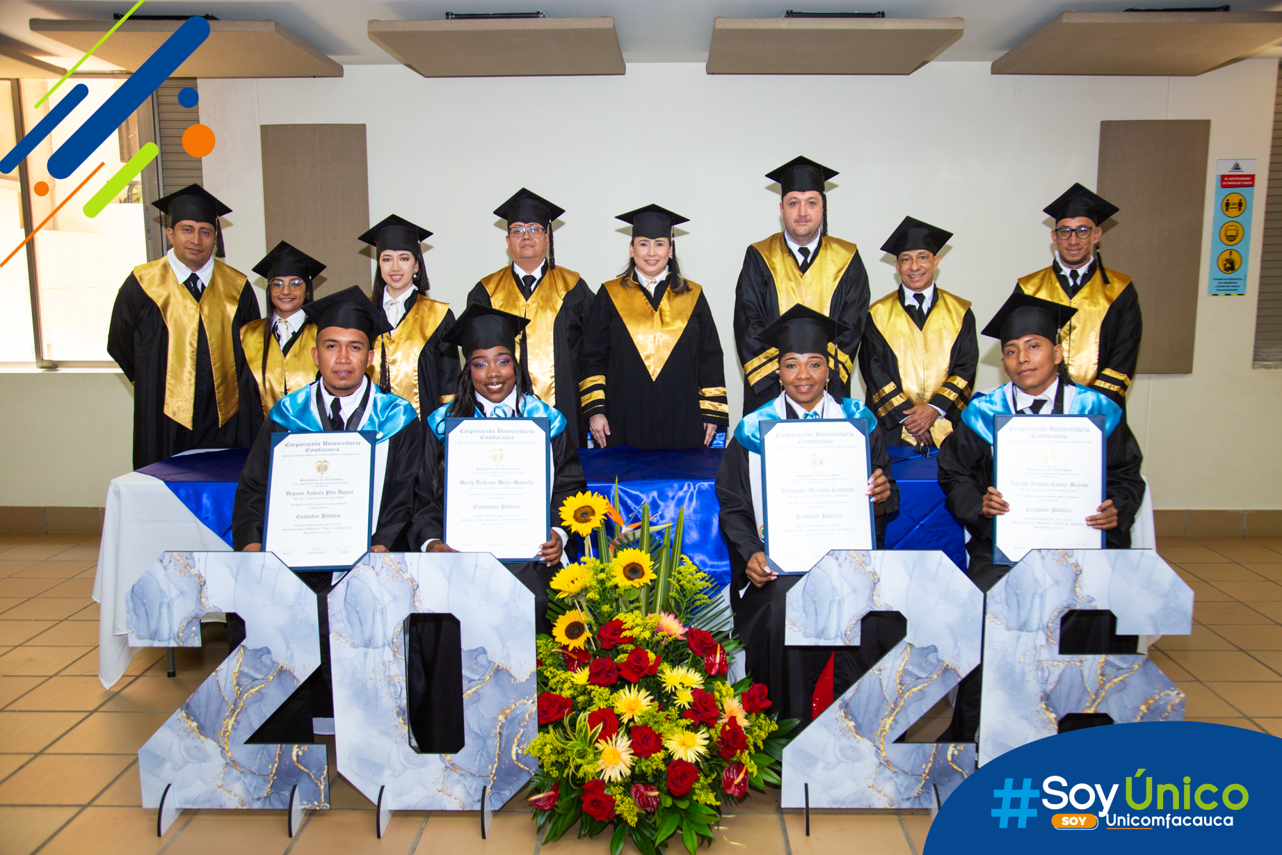 Graduandos Contadores Públicos zona norte.