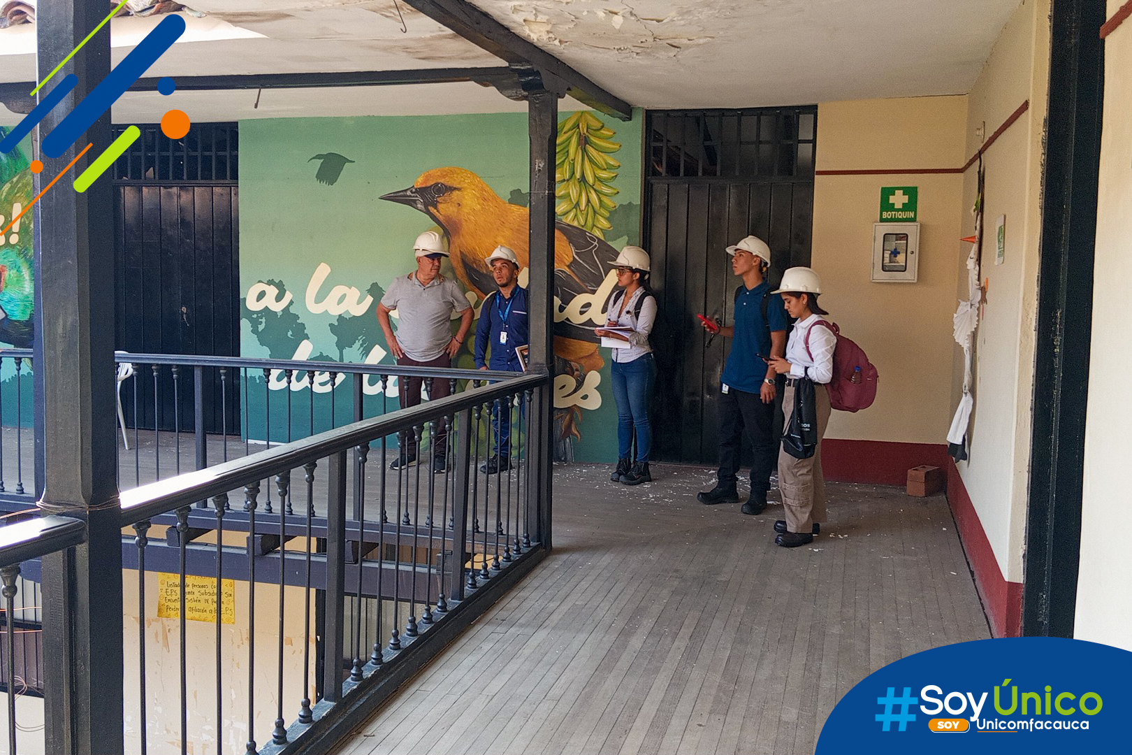 Estudiantes y docentes visitan predios en Santander de Quilichao y Mondomo tras el terremoto del pasado 10 de agosto para realizar evaluaciones iniciales. 