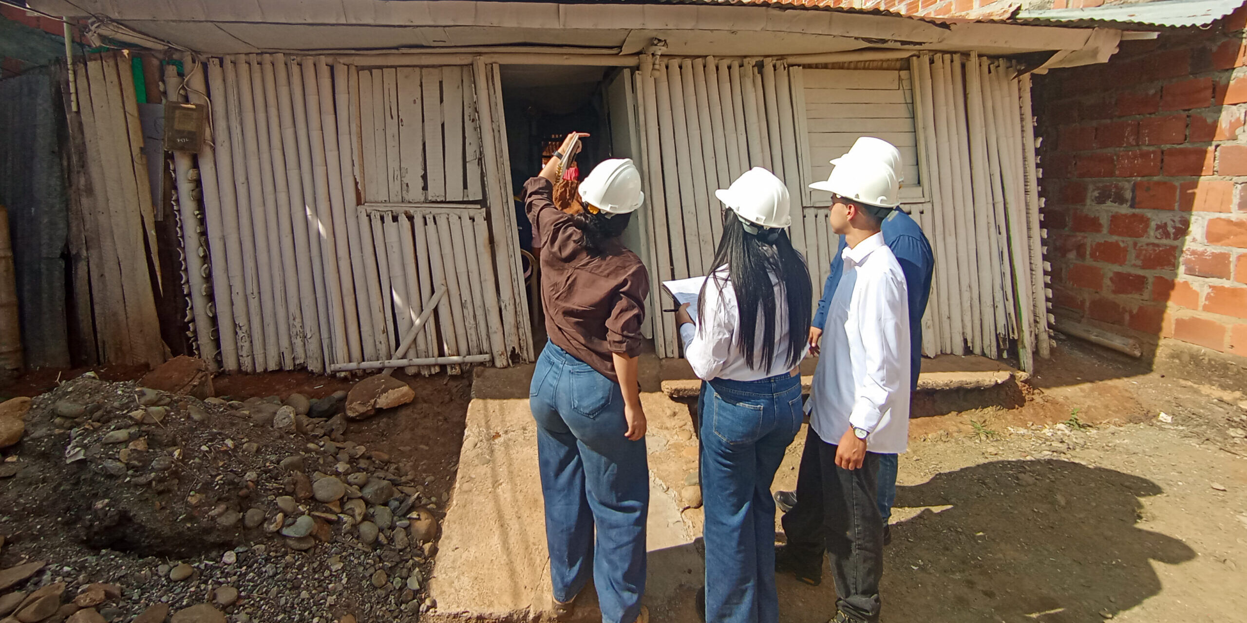 Unicomfacauca movilizó a docentes y estudiantes de Ingeniería Civil para apoyar la evaluación de viviendas afectadas por el sismo en Santander de Quilichao