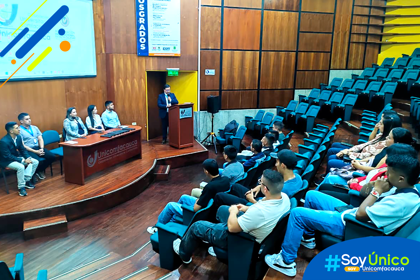 Ceremonia de prácticas del programa Ingeniería Mecatónica.