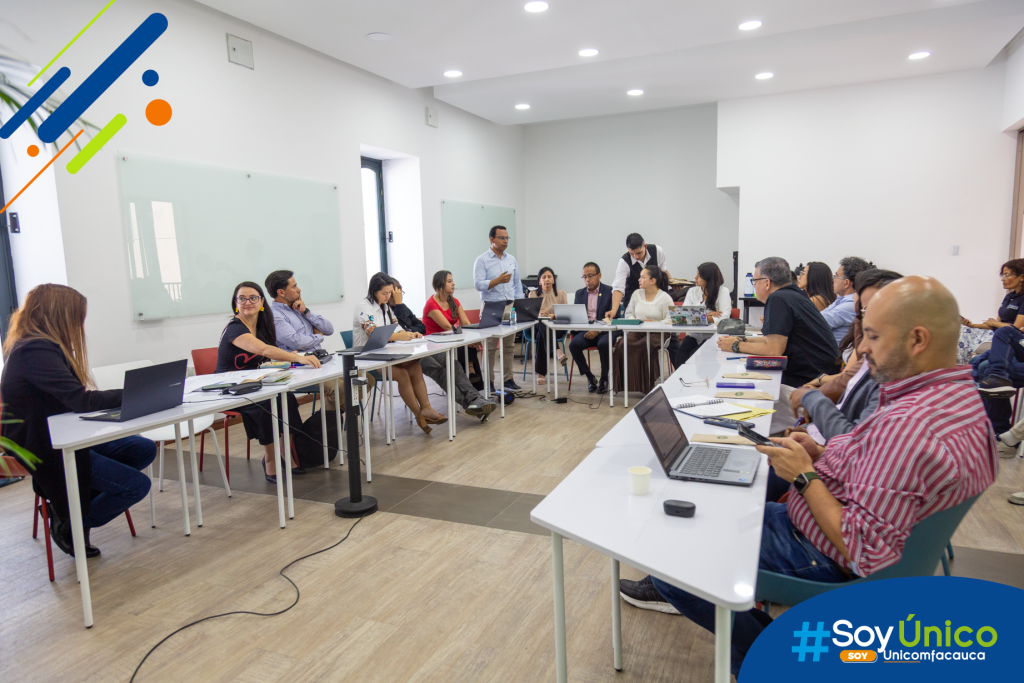 En nuestro laboratorio de innovación social y creatividad, recibimos a los distintos representantes del sector público, privado, académico, gremial y social