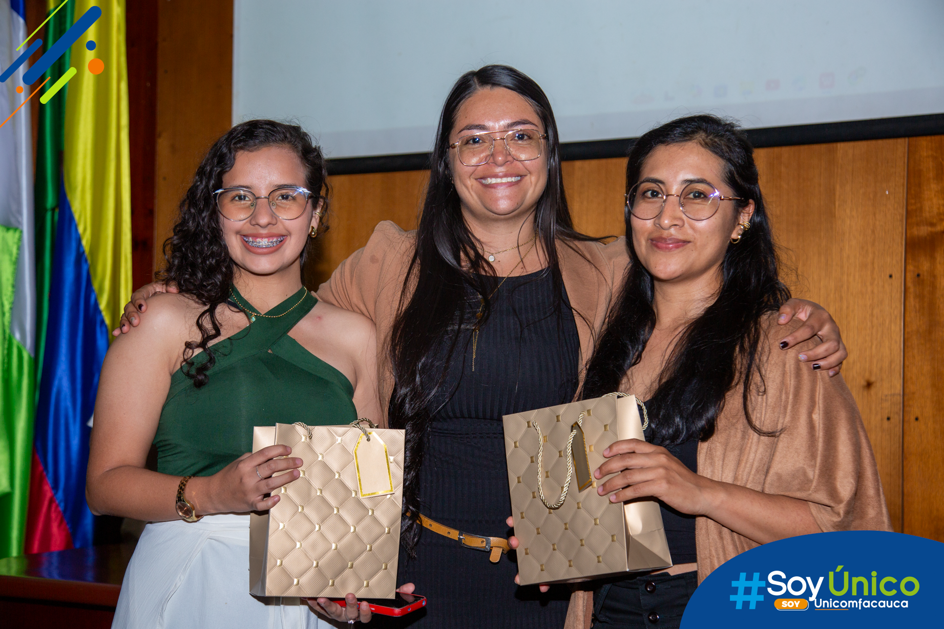 Reconocimientos segundo lugar Practicas Sociales