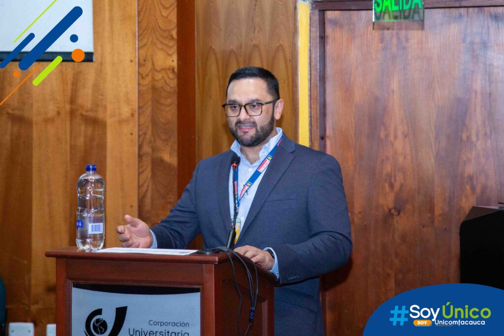 Director 32 de Fiscalia Charlas Derecho
