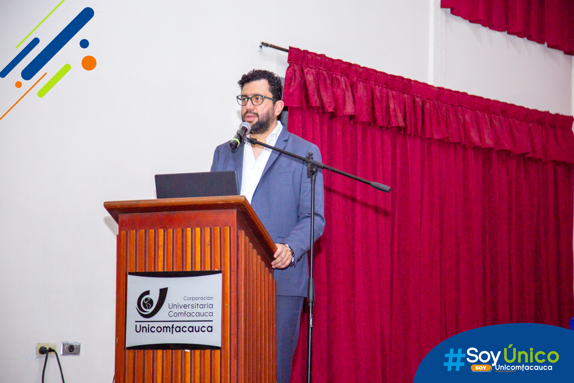 Jorge Salgado poente Congreso Ciencias Empresariales